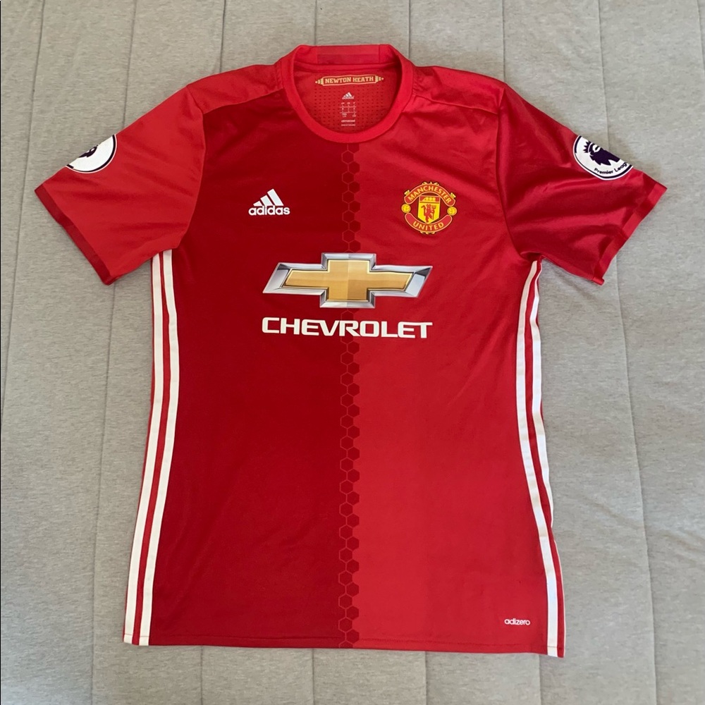 Manchester United Paul Pogba Jersey size L